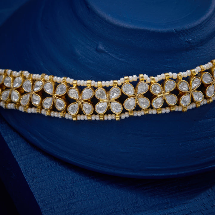 Pearlesque Bloom Choker
