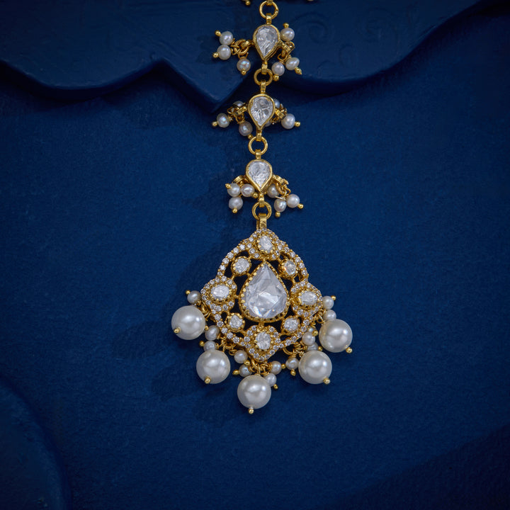 Crystal Mehreen Maang Tikka
