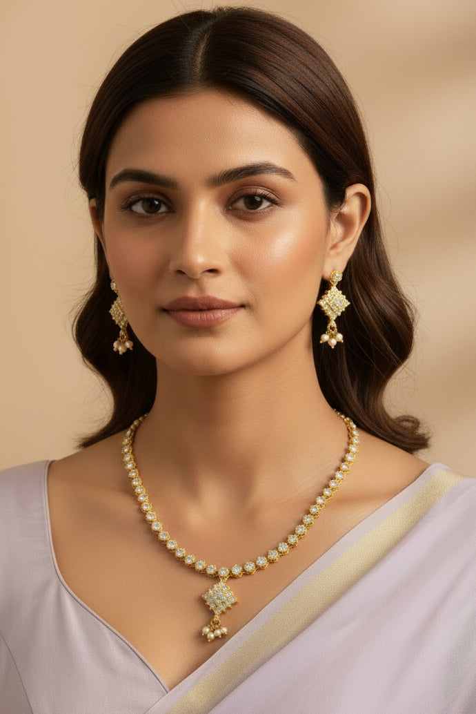 Kite Stone Necklace Set