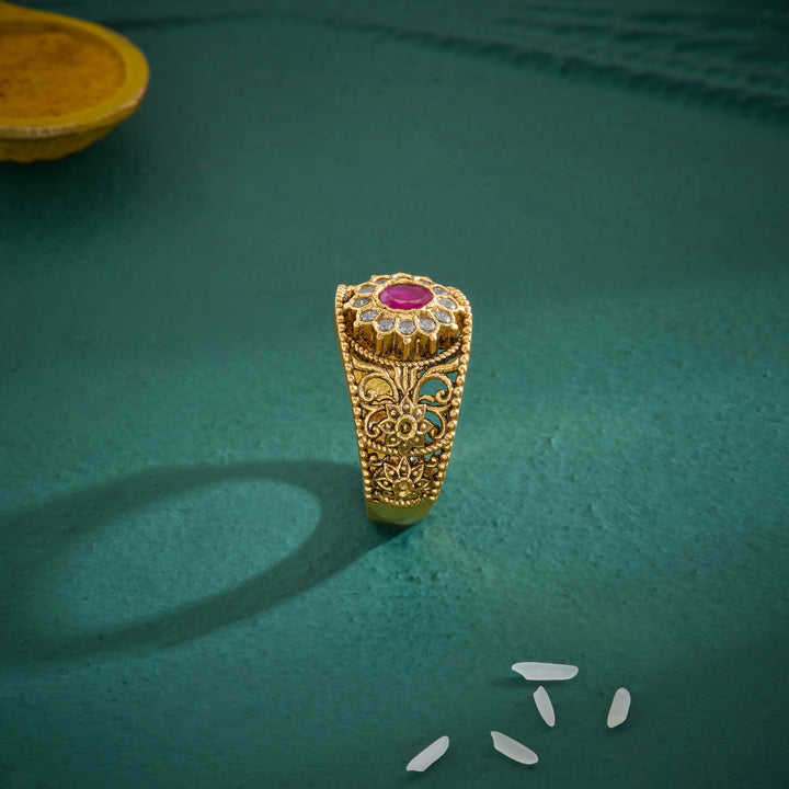 Garden-Shine Antique Ring