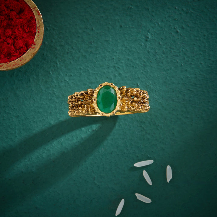 Circle-Greena Antique Ring