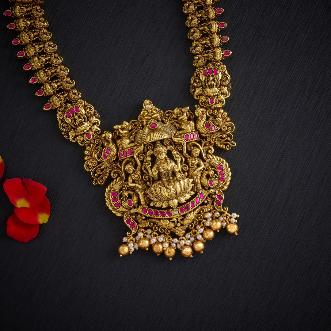 Vishnu-Patni Temple Necklace