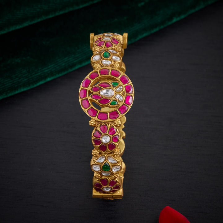Kamala Siri Kundan Bangles