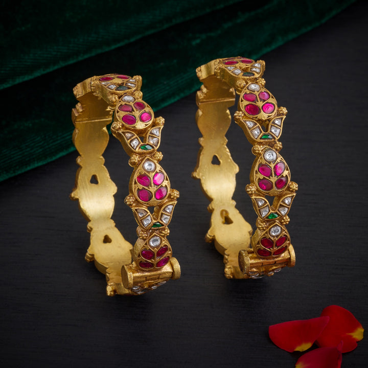 Rani Royale Kundan Bangles