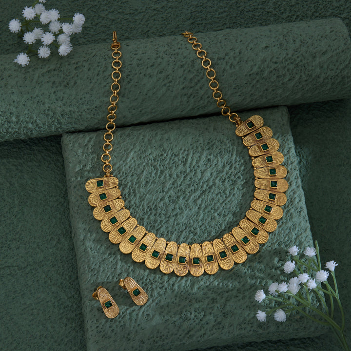 Panna Antique Necklace Set