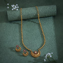 Patra Rekha Antique Necklace Set