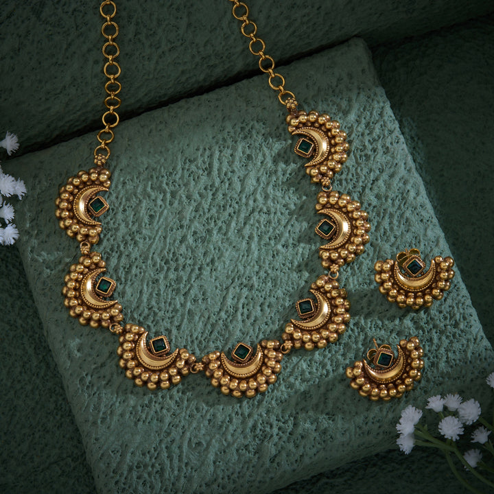 Dawn Antique Necklace Set