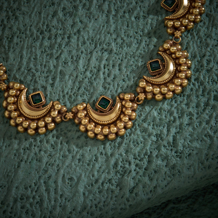 Dawn Antique Necklace Set