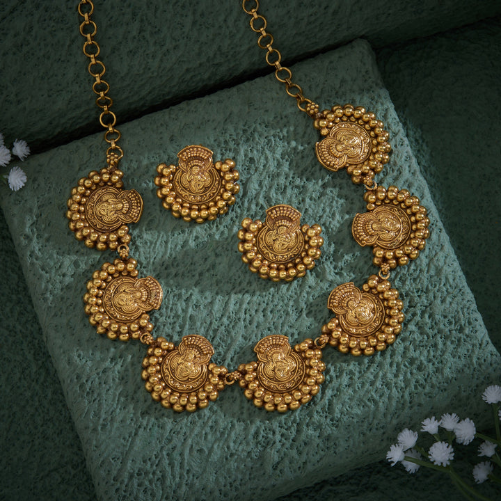 Nartika Antique Necklace Set
