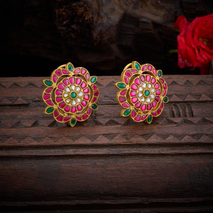 Kalyani Pushpa Studs