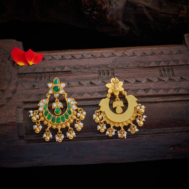 Smaragd Pushpavali Chandbali