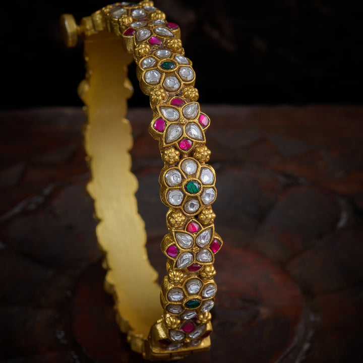 Kundan Kusumratna Bangles