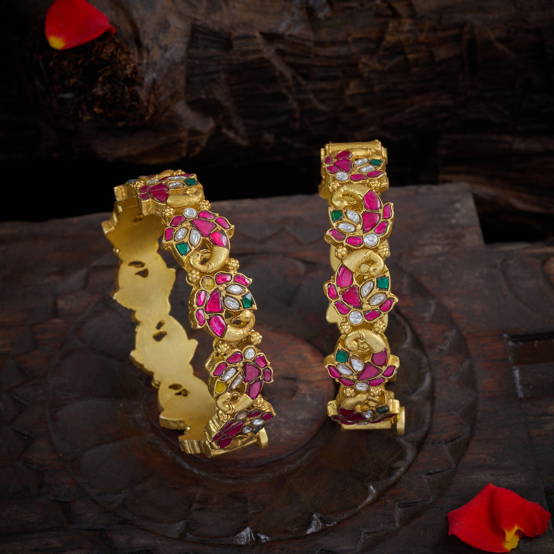 Pushp-e-Mayur Bangles