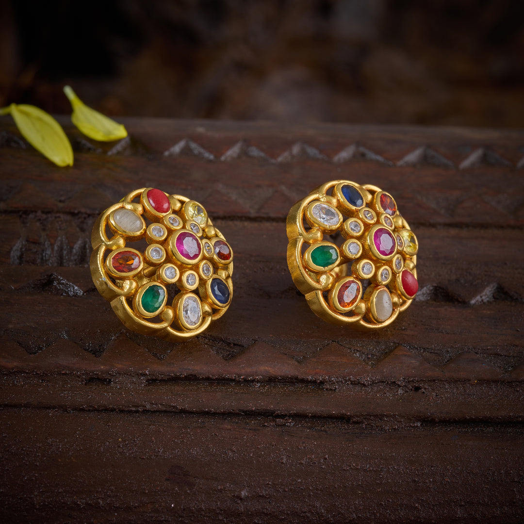 Ratnisha Studs