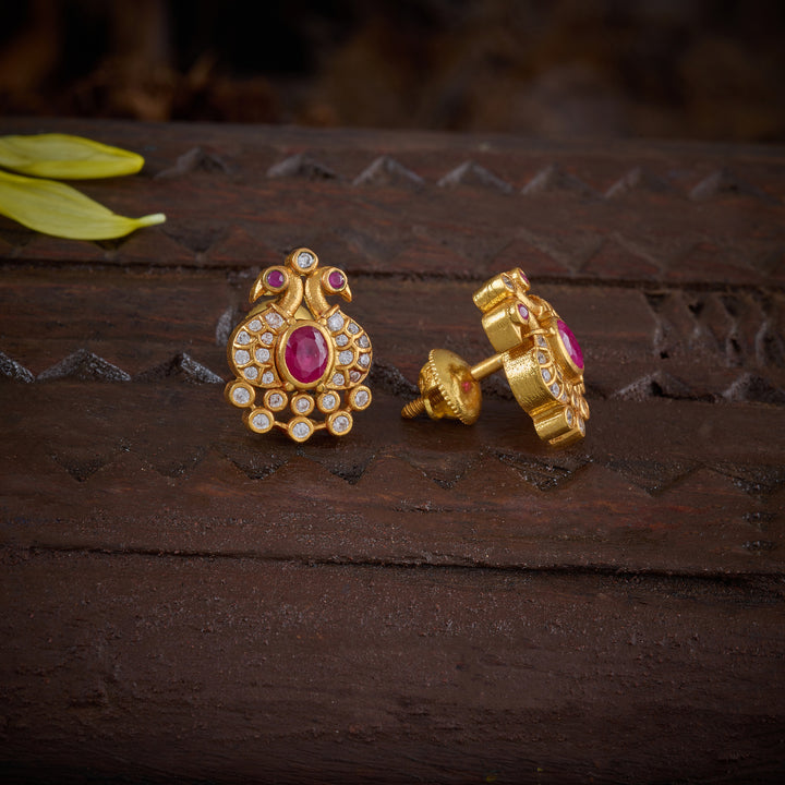 Pavonine Studs