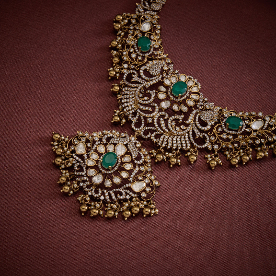 Morayana Necklace Set