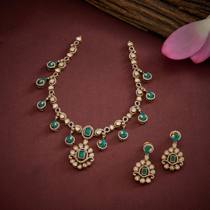 Emerosia Necklace Set