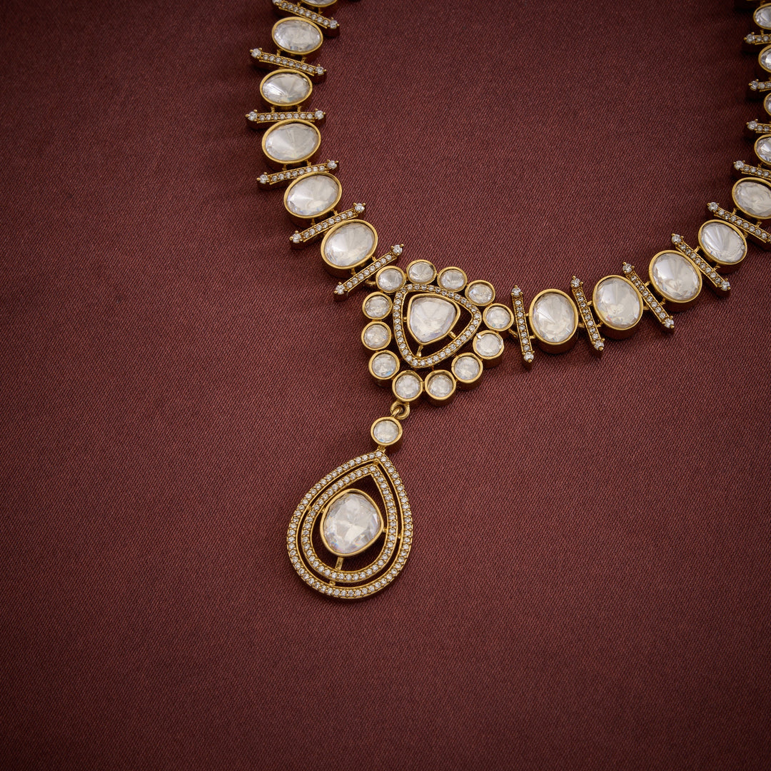 Pearivra Necklace Set