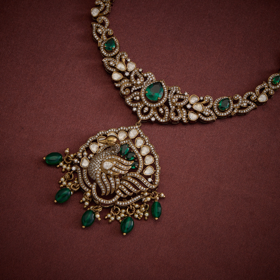 Swanore Necklace Set