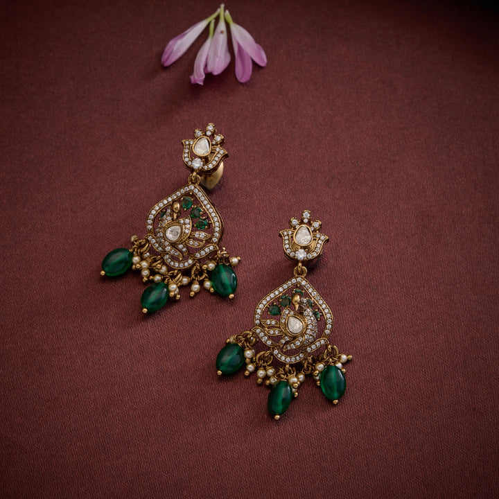 Swanore Necklace Set