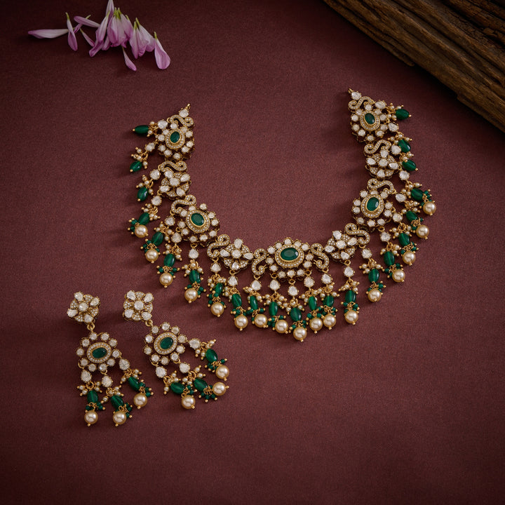 Gemovara Necklace Set