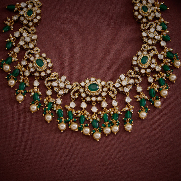 Gemovara Necklace Set