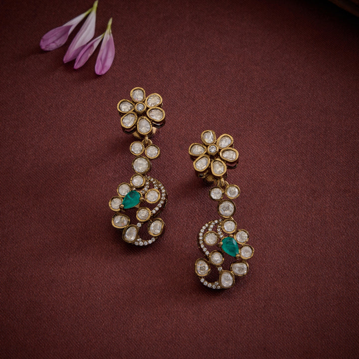 Emermango Necklace Set