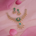 Emerald Bloomora Necklace Set