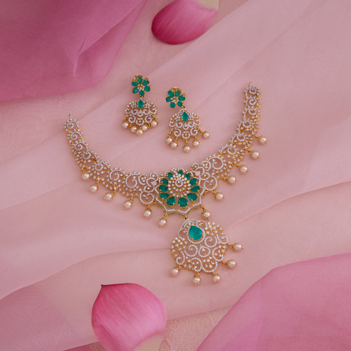 Emerald Bloomora Necklace Set