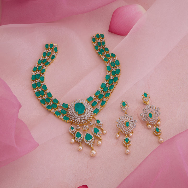 Empress Emeraldia Necklace Set