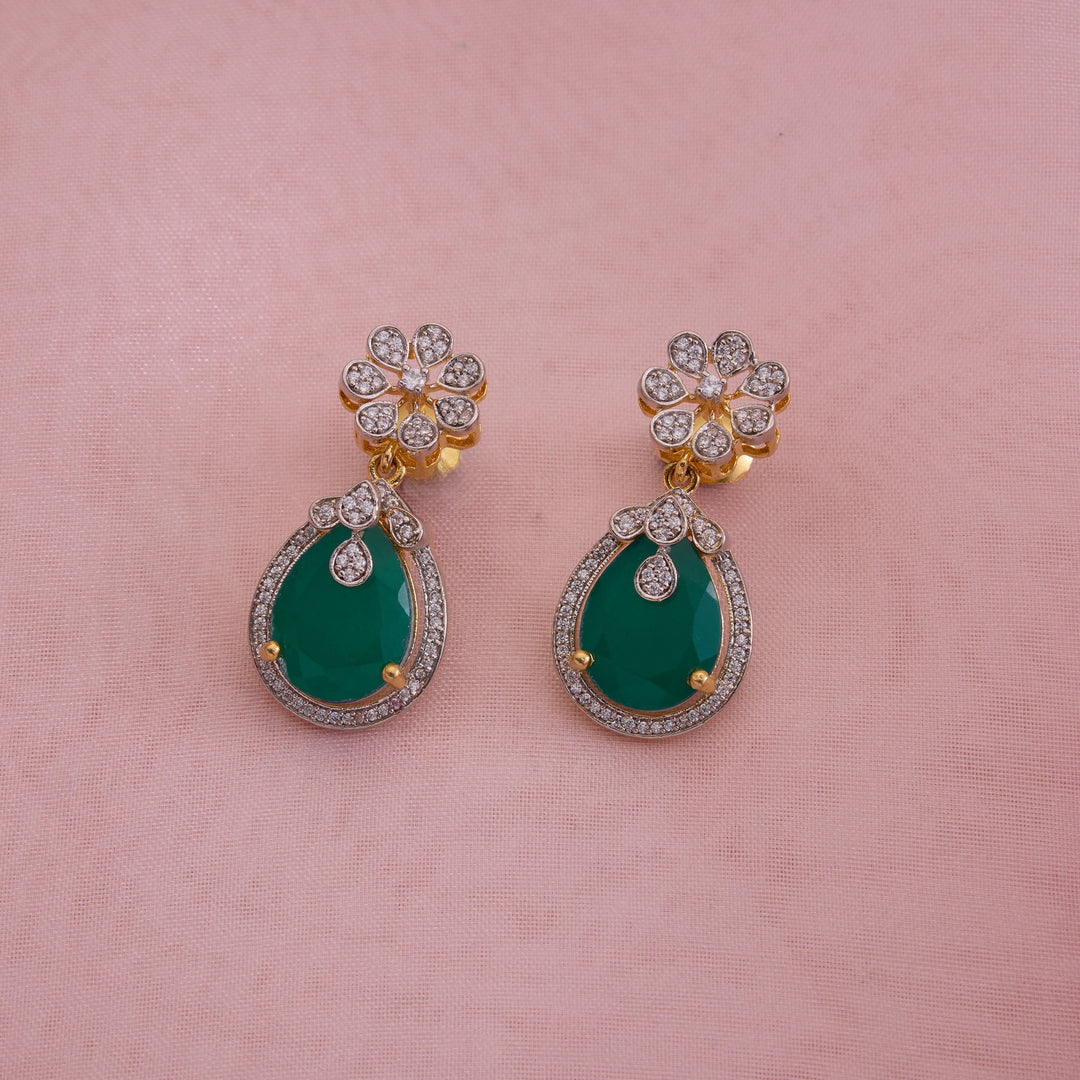 Emerova Flora Necklace Set