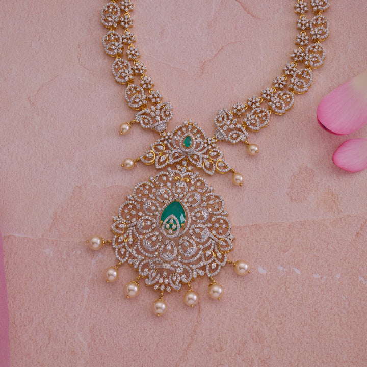 Emmer Pear Necklace Set