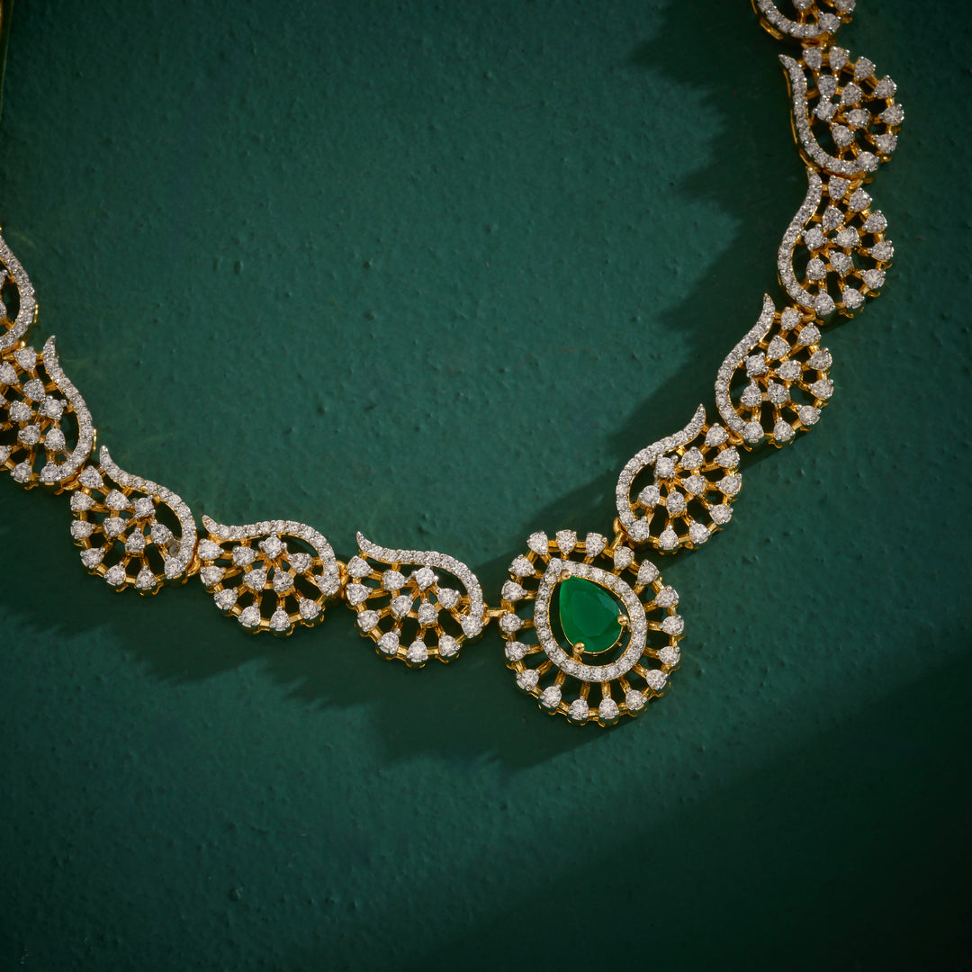 Glisspear Necklace Set