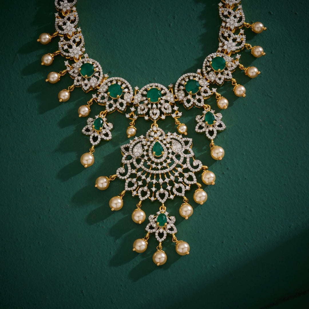 Frosted Lily Necklace Set