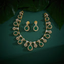 Emerald Elencia Necklace Set
