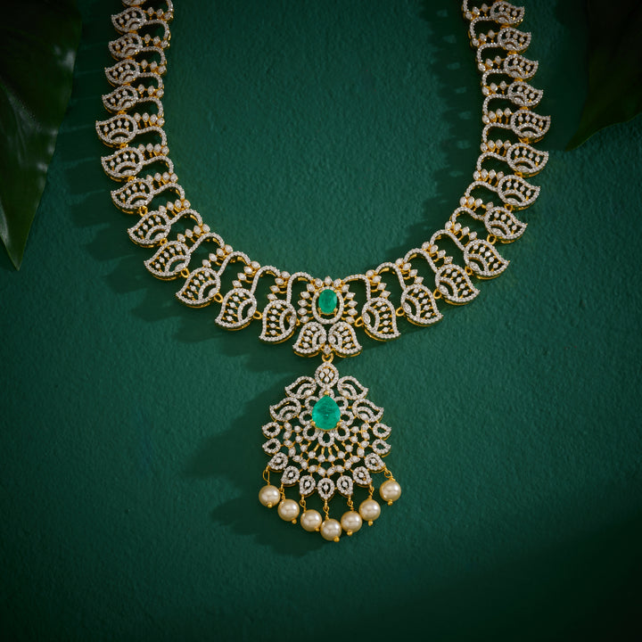 Emeranza Necklace Set