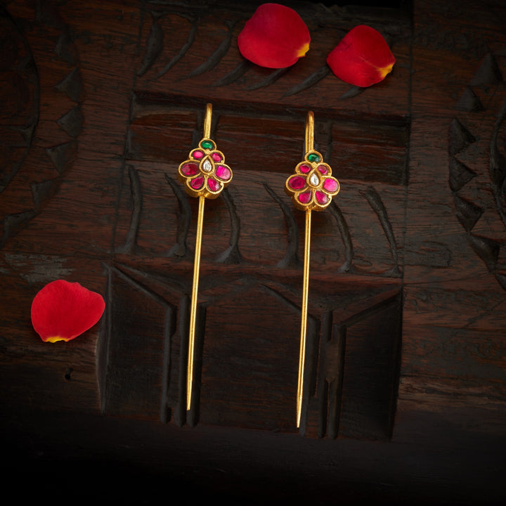 Harita Halo Kundan Ear Cuff