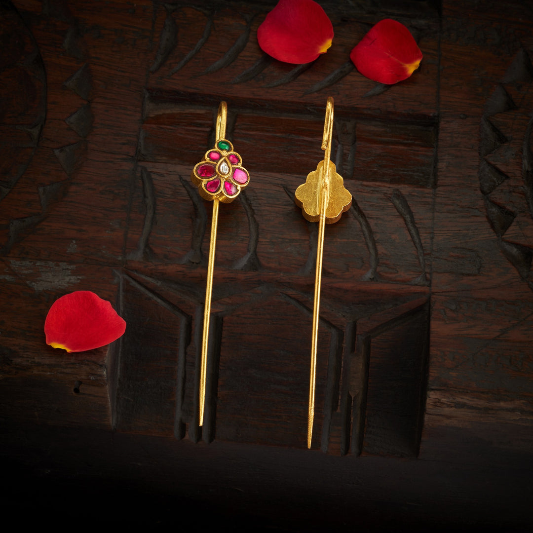 Harita Halo Kundan Ear Cuff