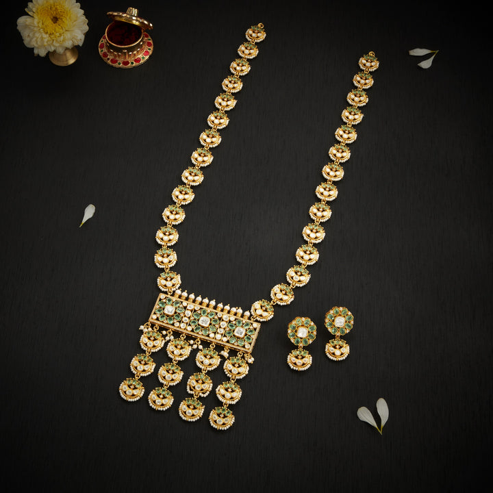 Queen's Heritage Moissanite Necklace Set