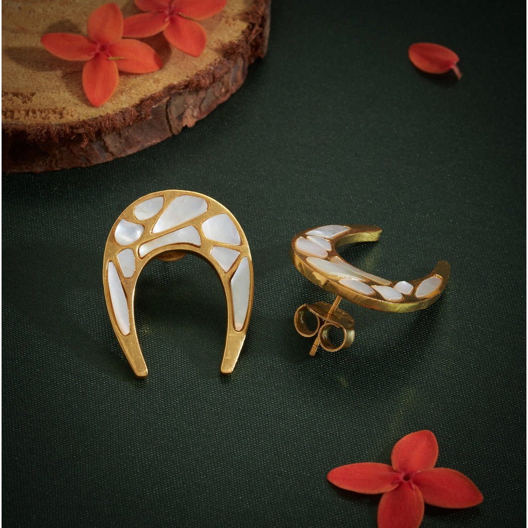 Lustria Studs