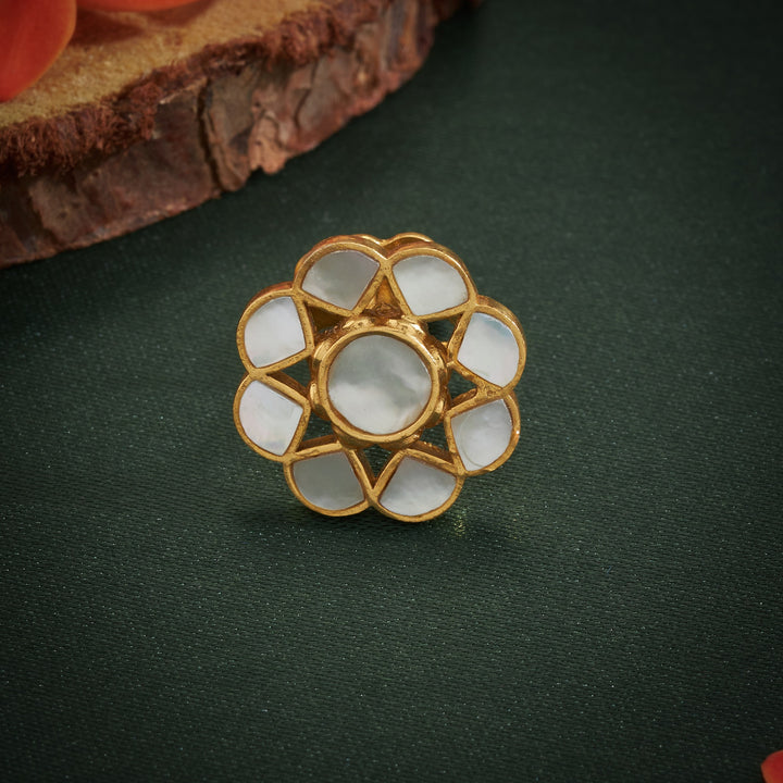 Blossia Studs