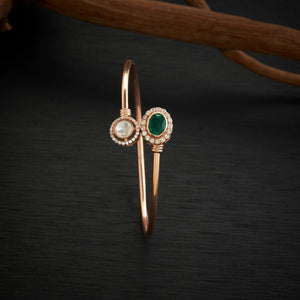 Panna Noor Moissanite Kada
