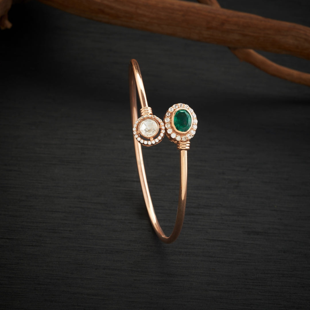 Panna Noor Moissanite Kada