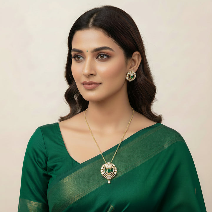 Verde Shimmer Victorian Pendant Set