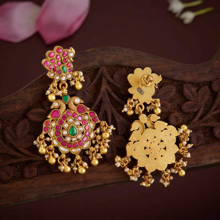 Navira Kundan Danglers