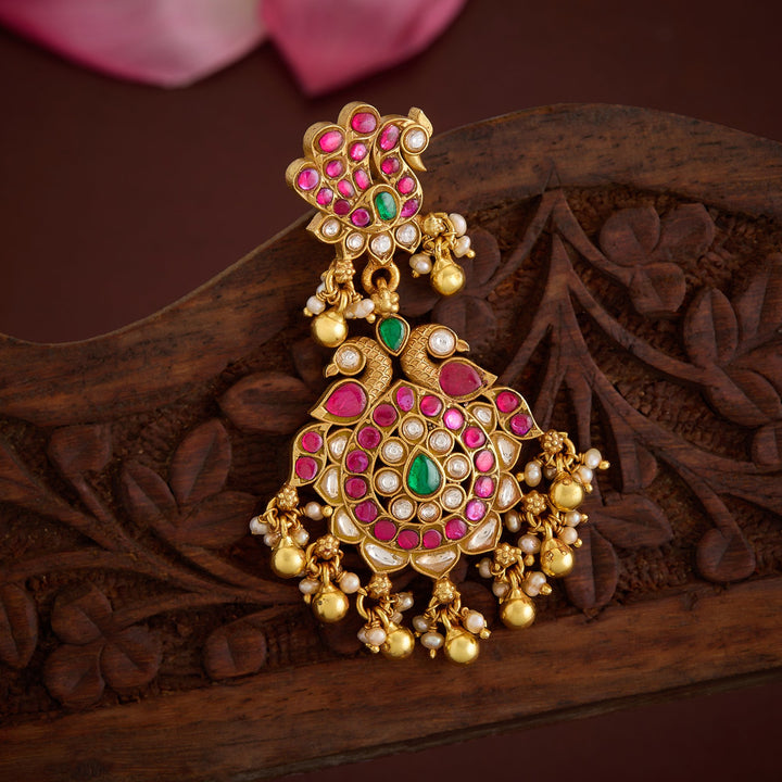 Navira Kundan Danglers