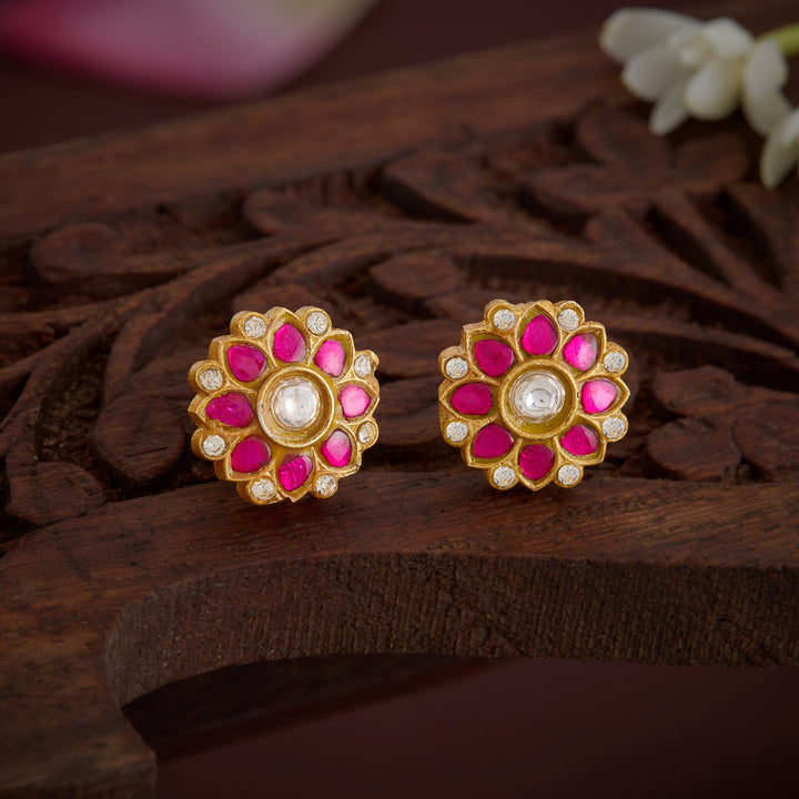 Mallavi Kundan Studs