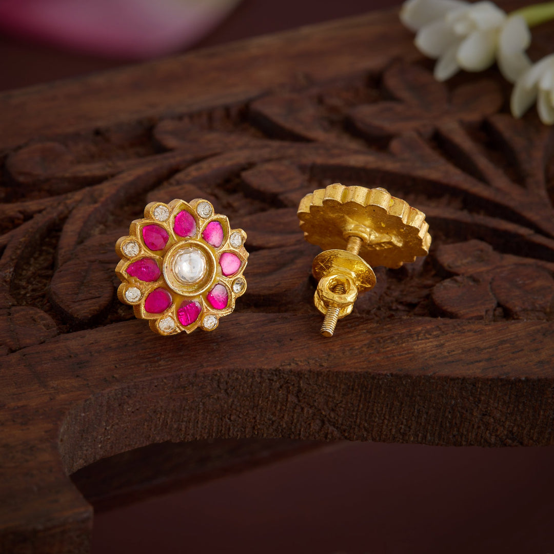 Mallavi Kundan Studs