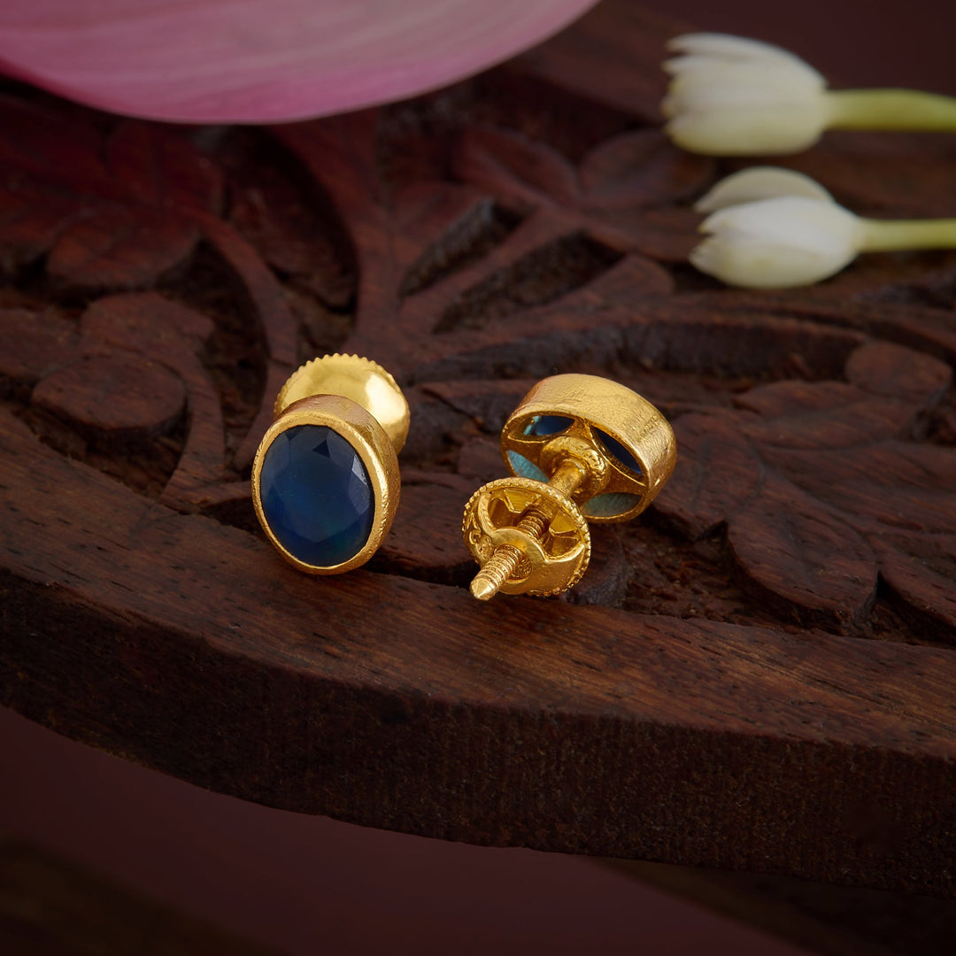 Oviya Stud Earrings