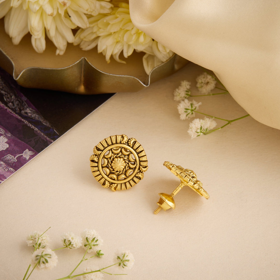 Saanvi Nakshi Studs